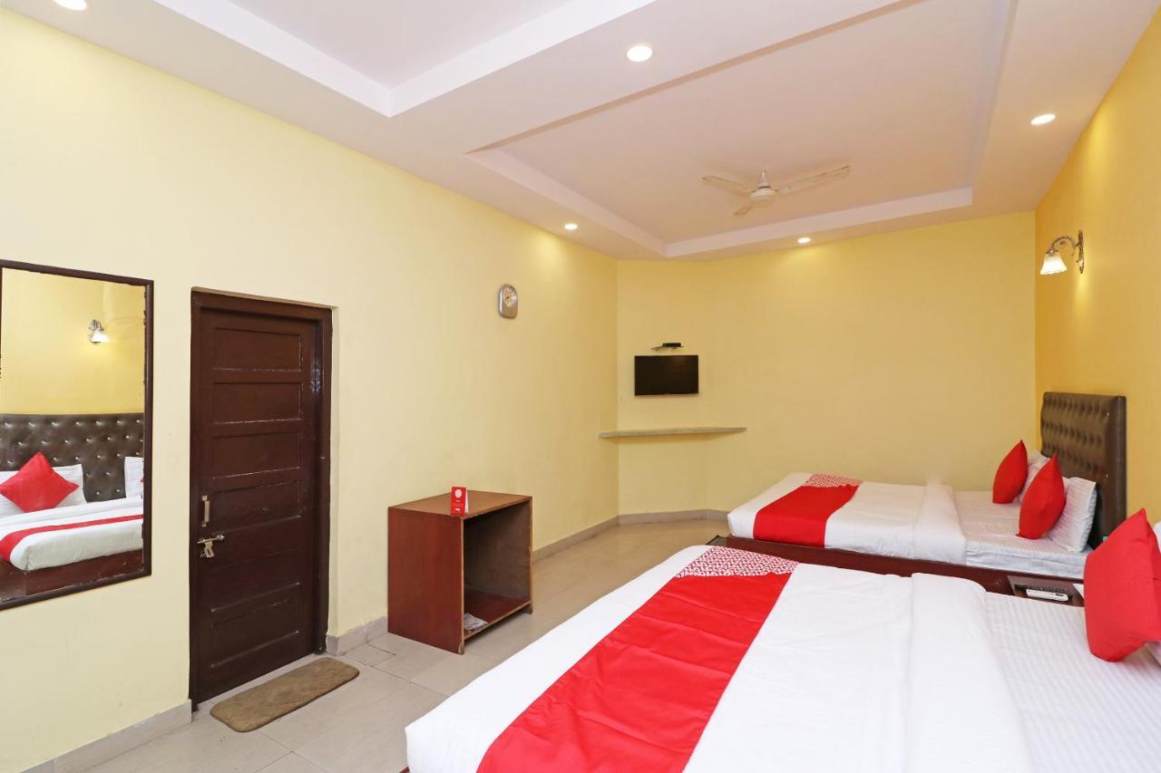 โอโย 14179 ปัญจวตี Hotel เดห์ราดุน ภายนอก รูปภาพ